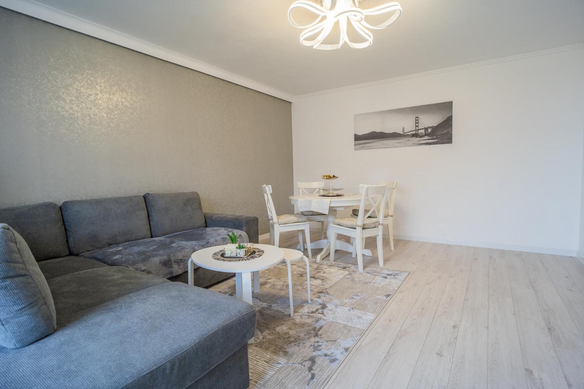 布加勒斯特Luxury 2Br On Decebal Avenue公寓 外观 照片