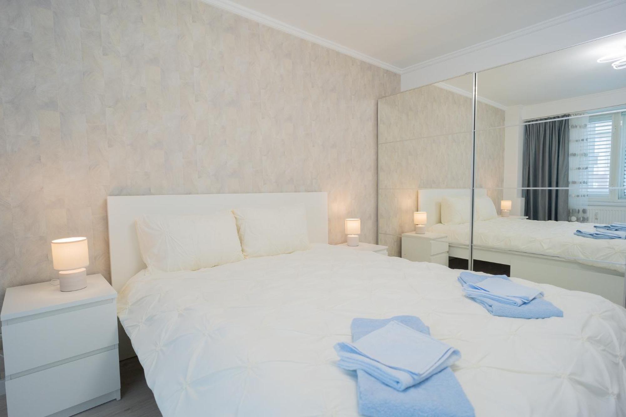 布加勒斯特Luxury 2Br On Decebal Avenue公寓 外观 照片